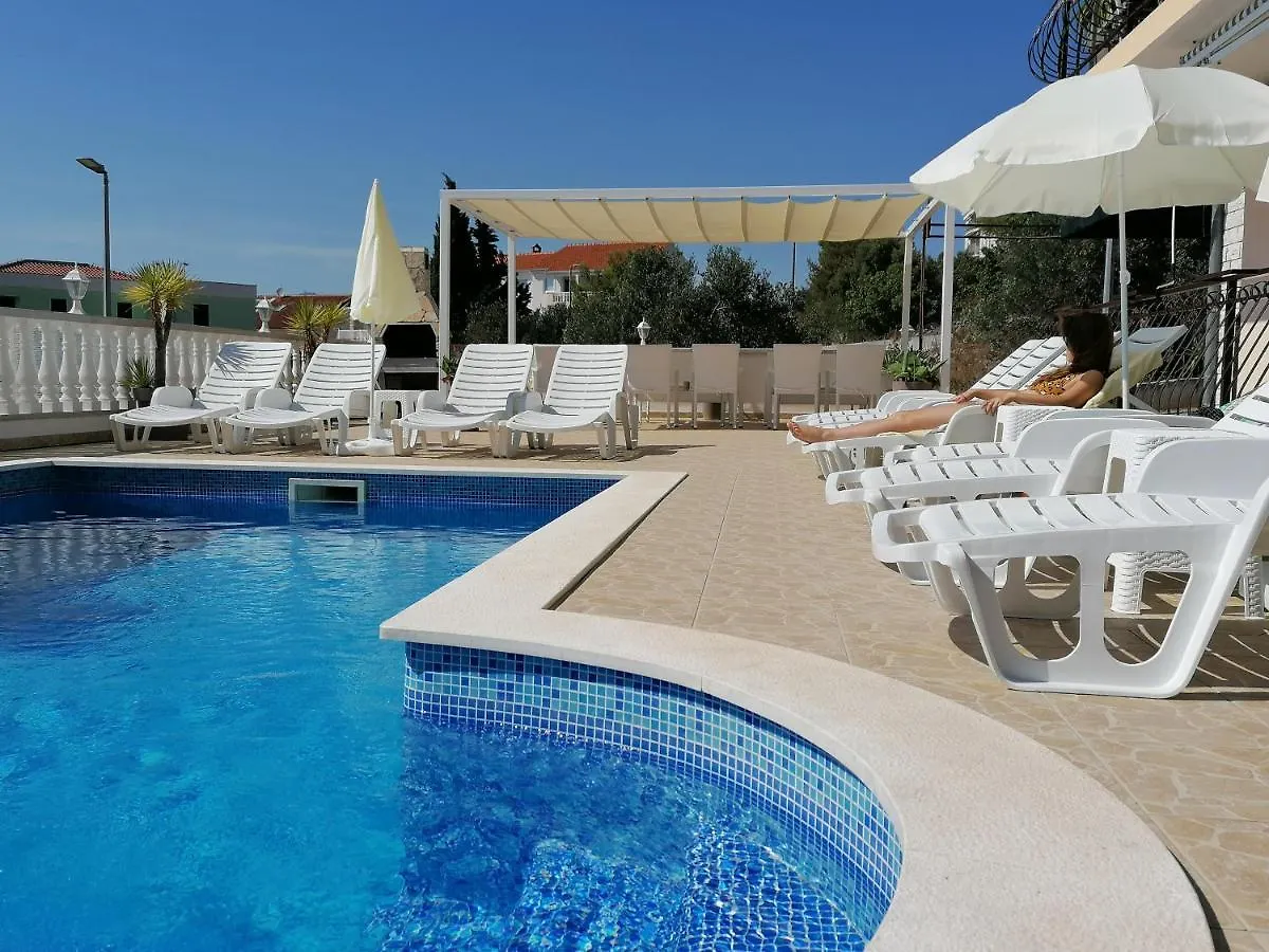 Apartments Curic Trogir