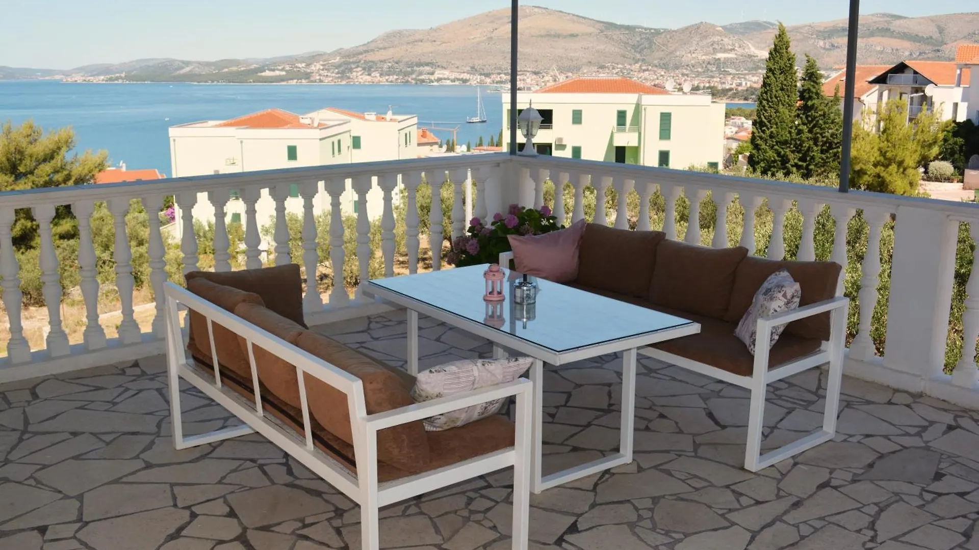 Apartments Curic Trogir