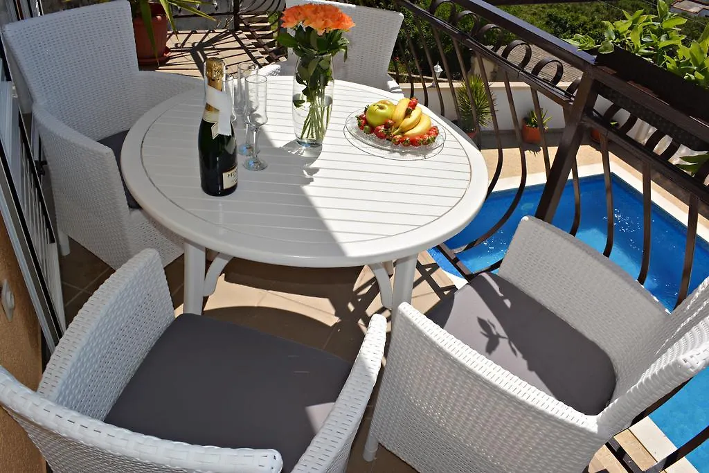 Apartments Curic Trogir