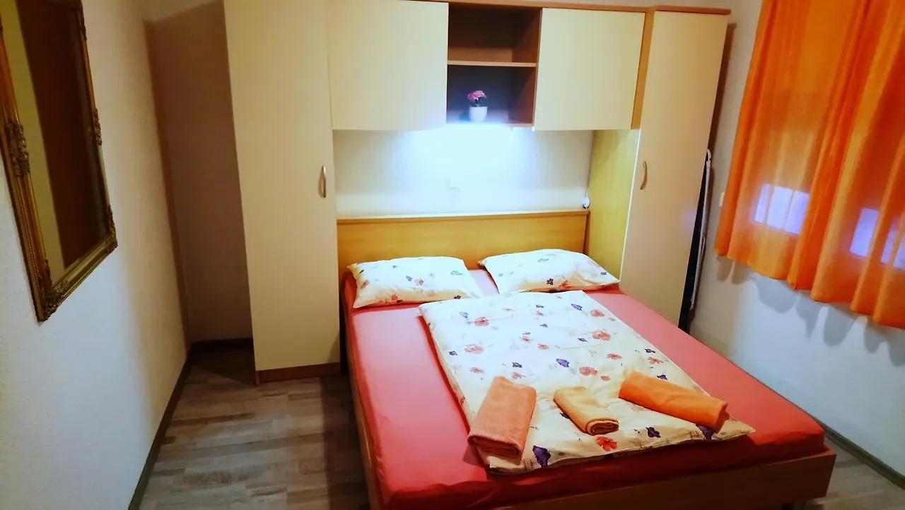 Apartments Curic Trogir