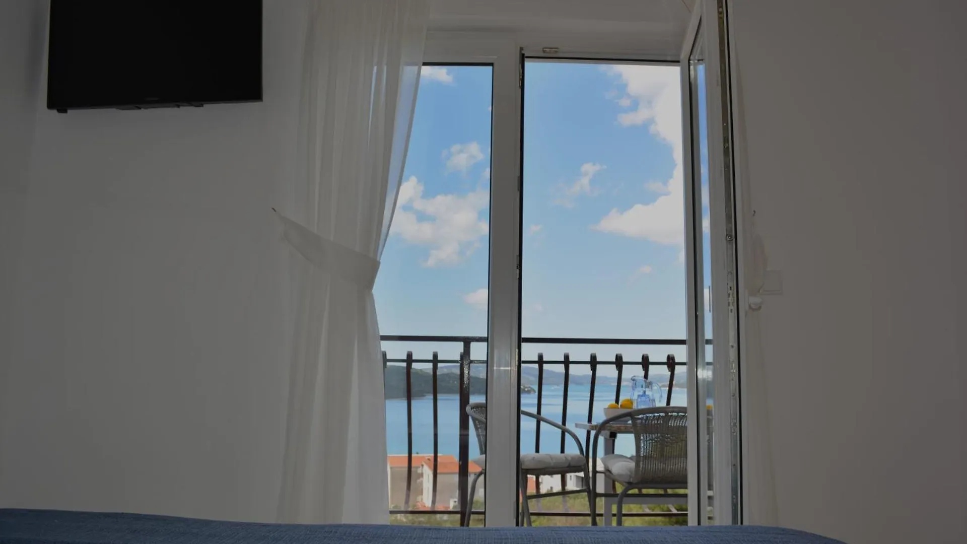 Apartments Curic Trogir